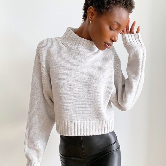 Aritzia Sweaters - Aritzia WIlfred Harper Sweater - Cream Cropped Mockneck Size XS